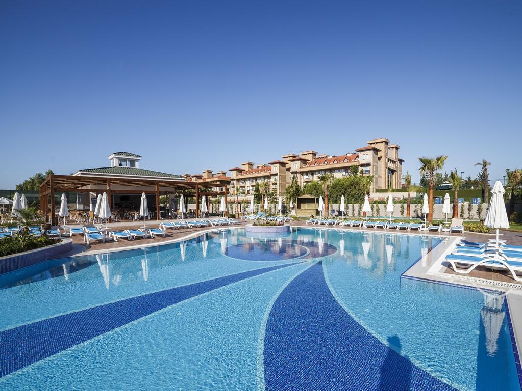 Luna Blanca & Hotel 5*